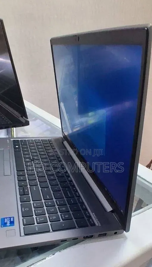 New Laptop HP ZBook 15 16GB Intel Core i5 SSD 512GB