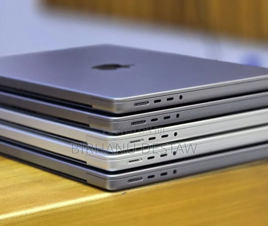 New Laptop Apple MacBook Pro 32GB Apple M1 Pro SSD 512GB