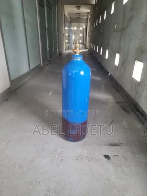 MaxFlow Medical Oxygen Cylinder