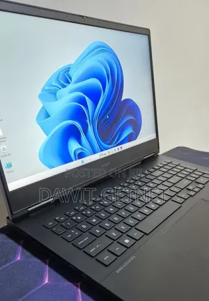 New Laptop HP Omen 16 16GB Intel Core i9 SSD 1T