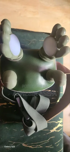 Handiva Neck