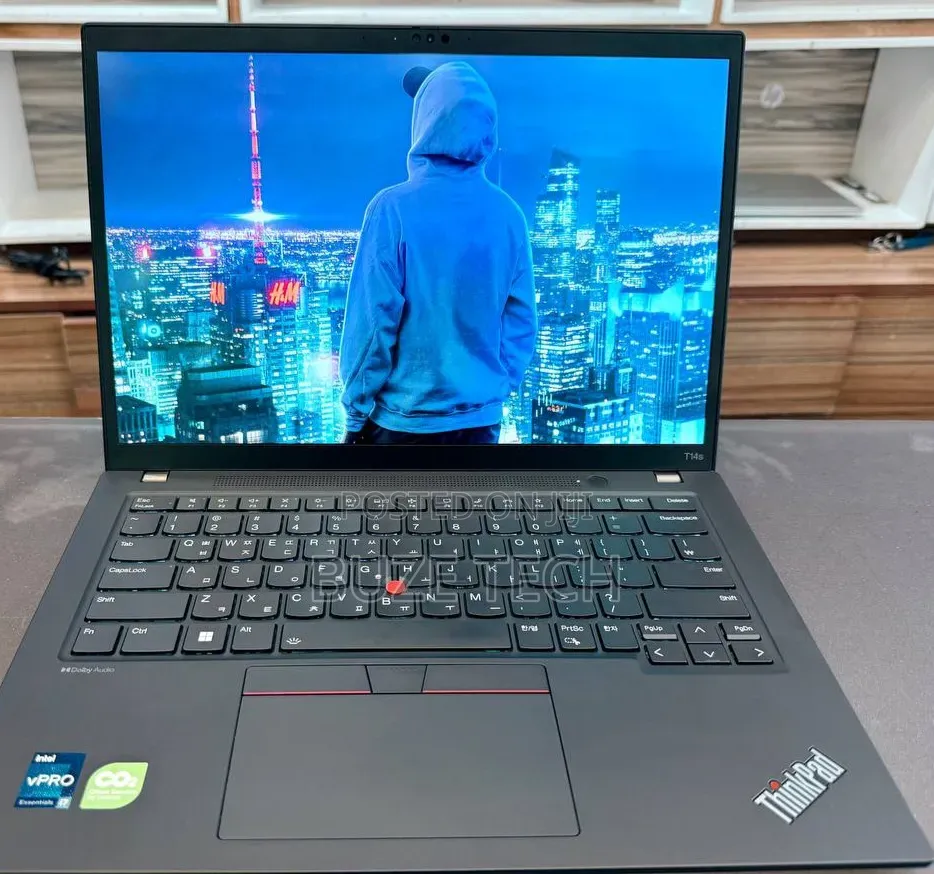 New Laptop Lenovo ThinkPad T14 32GB Intel Core i7 SSD 512GB