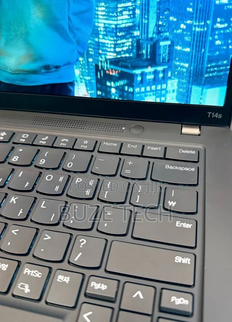 New Laptop Lenovo ThinkPad T14 32GB Intel Core i7 SSD 512GB