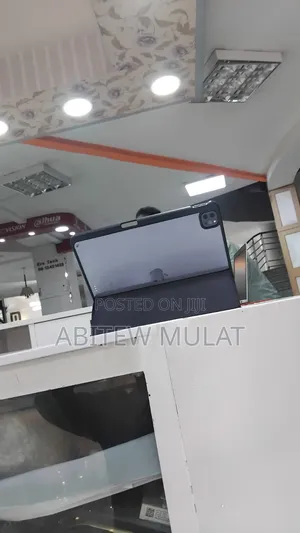 New Apple iPad Pro 12.9 (2020) 1 TB