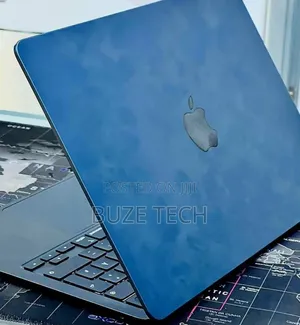 New Laptop Apple MacBook Air 2022 M2 16GB Apple M2 SSD 512GB