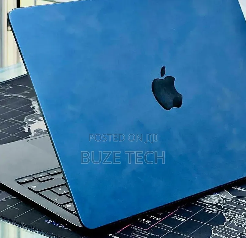 New Laptop Apple MacBook Air 2022 M2 16GB Apple M2 SSD 512GB