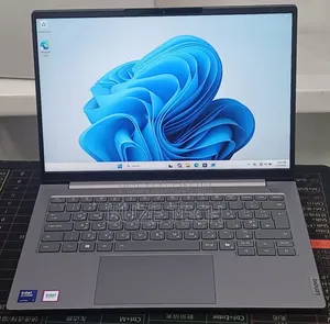 New Laptop Lenovo Thinkbook 14 16GB Intel Core Ultra 7 SSD 512GB