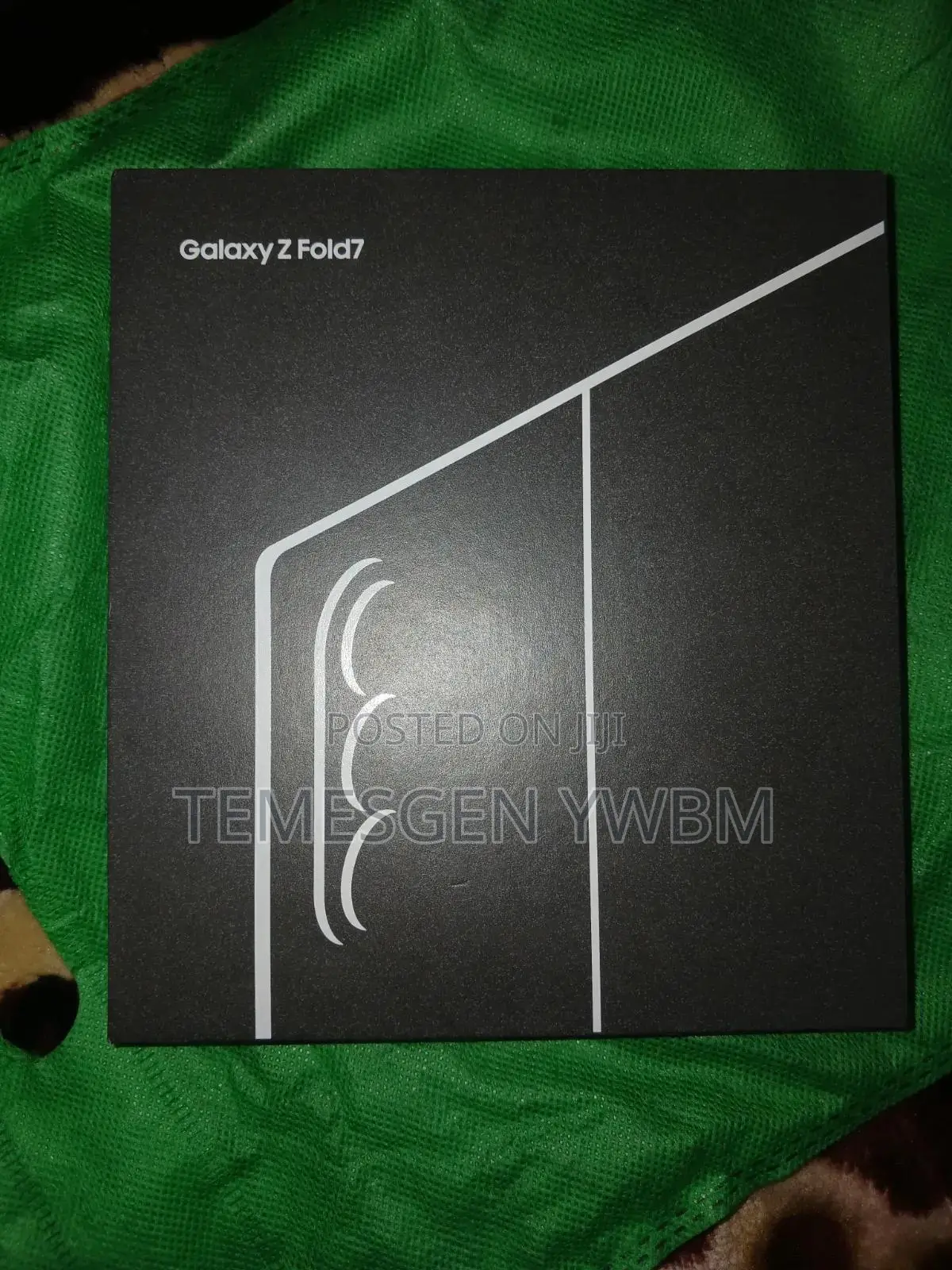 New Samsung Galaxy Fold 512 GB Silver
