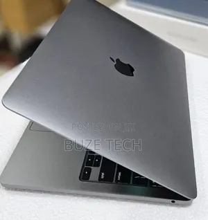 New Laptop Apple MacBook Pro 2022 M2 8GB Apple M2 SSD 256GB