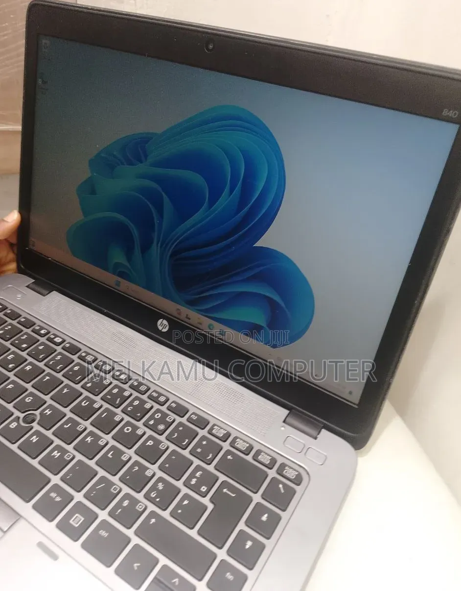 New Laptop HP EliteBook 840 G2 8GB Intel Core i5 HDD 1T