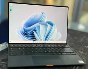 New Laptop Dell XPS 13 8GB Intel Core i5 SSD 512GB