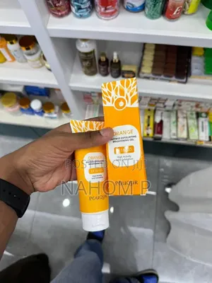 Orange Enzymes Exfoliating Brightening