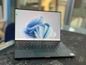 New Laptop Dell XPS 13 8GB Intel Core i5 SSD 512GB