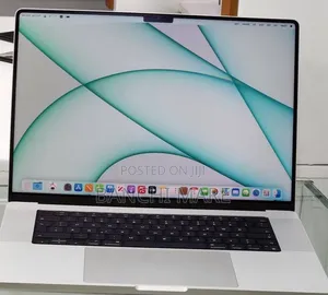 New Laptop Apple MacBook Pro 2015 16GB Intel Core i7 SSD 512GB