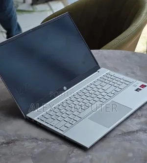 New Laptop HP Pavilion 15 16GB AMD Ryzen 5 SSD 512GB
