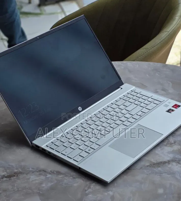 New Laptop HP Pavilion 15 16GB AMD Ryzen 5 SSD 512GB