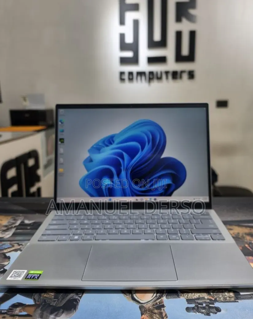 New Laptop Dell Inspiron 15 16GB Intel Core i7 SSD 512GB