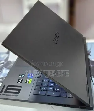 New Laptop HP Omen 16 16GB Intel Core i9 SSD 1T