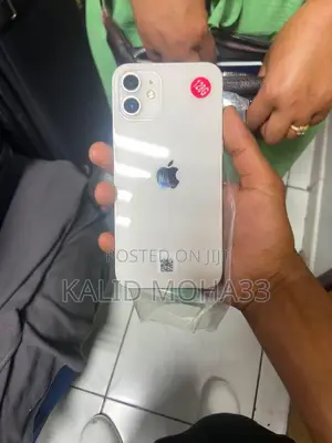 New Apple iPhone 12 128 GB White