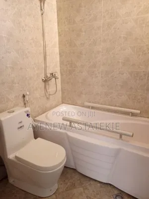 5bdrm Villa in Adiss Abeba, Yeka for sale