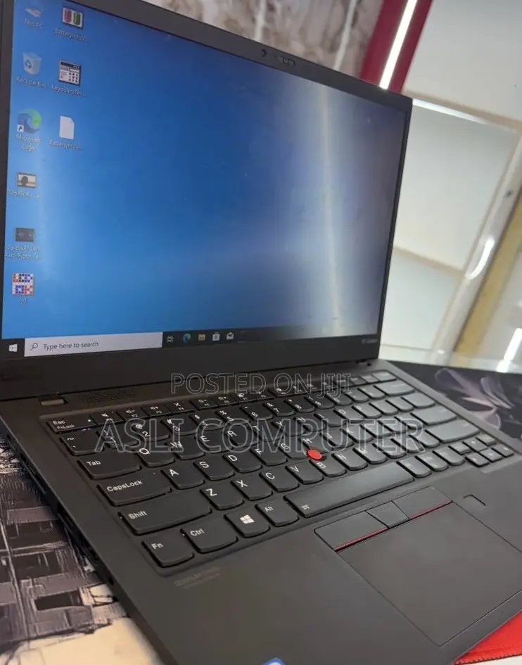 New Laptop Lenovo ThinkPad X1 Carbon 8GB Intel Core i7 SSD 512GB