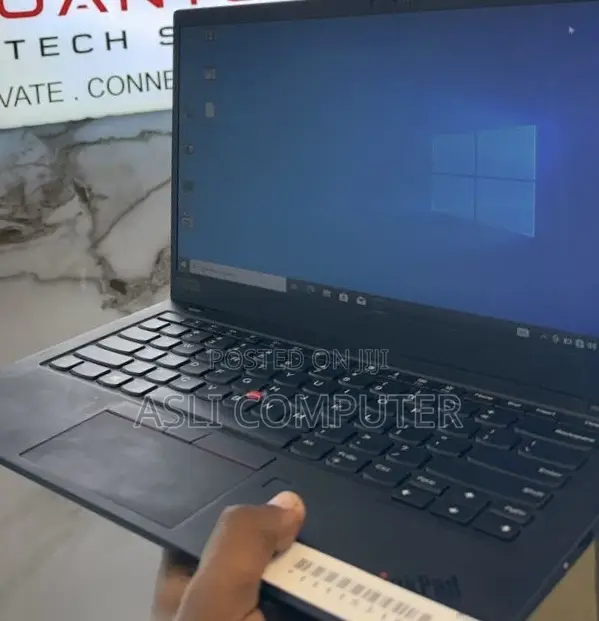 New Laptop Lenovo ThinkPad X1 Carbon 8GB Intel Core i7 SSD 512GB