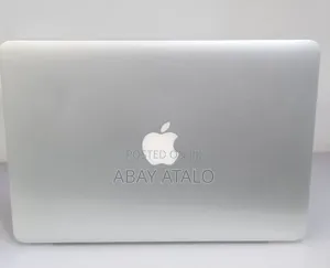 New Laptop Apple MacBook 2015 8GB Intel Core i5 SSD 256GB