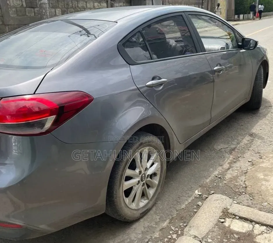 Kia Cerato 2018 Gray