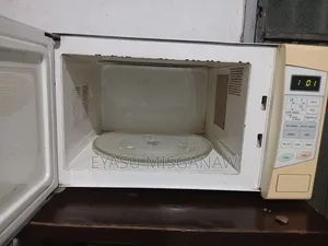 Microwave Oven