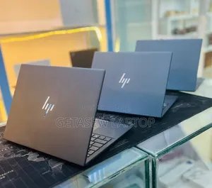New Laptop HP Dragonfly G3 16GB Intel Core i7 SSD 512GB