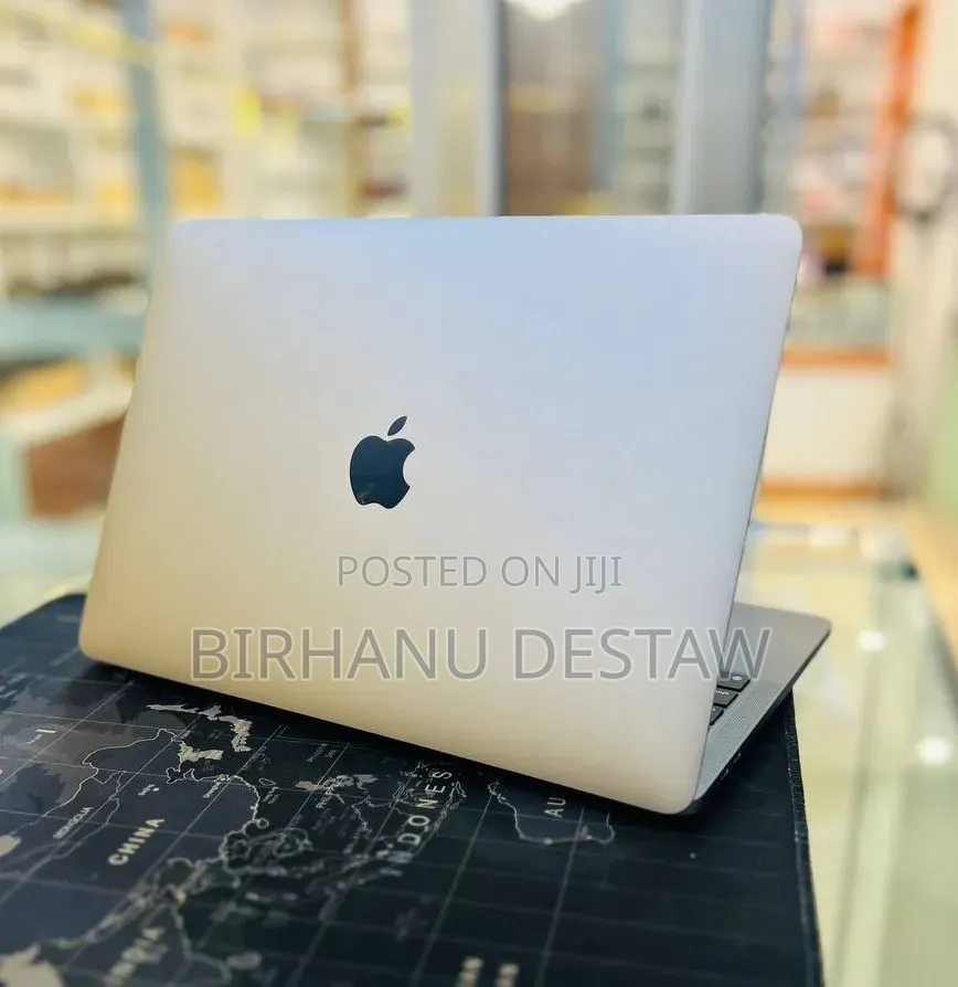 New Laptop Apple MacBook Pro 8GB Apple M2 SSD 512GB