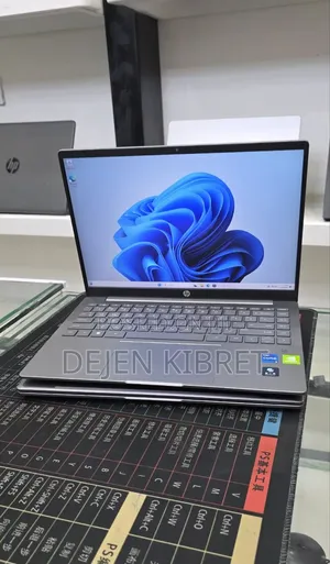 New Laptop HP 550 16GB Intel SSD 512GB
