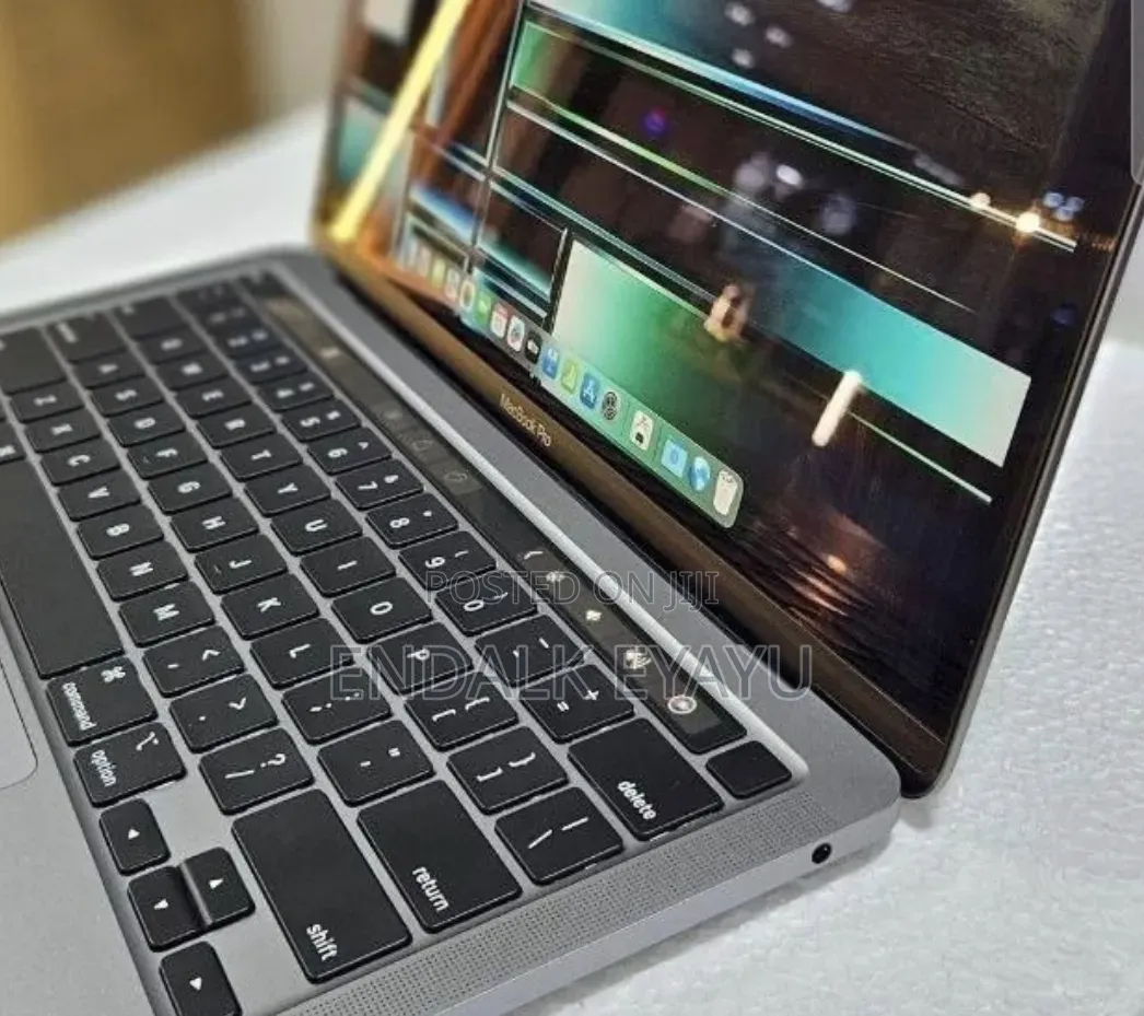 New Laptop Apple MacBook Pro 8GB Apple M2 SSD 256GB