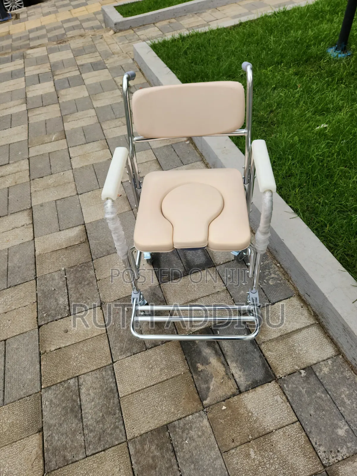 Transport Chair Toilet With Arms, Mobile Toilet Portable Adult Potty