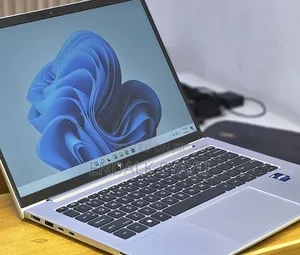 New Laptop HP EliteBook 840 G10 16GB Intel Core i7 SSD 512GB