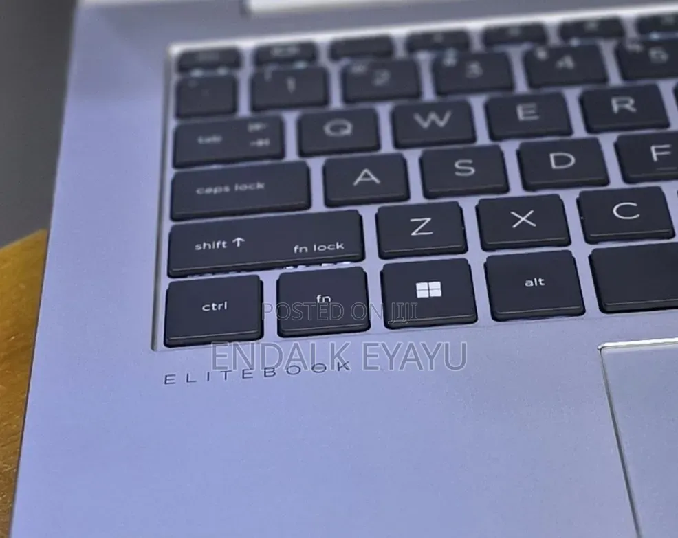 New Laptop HP EliteBook 840 G10 16GB Intel Core i7 SSD 512GB