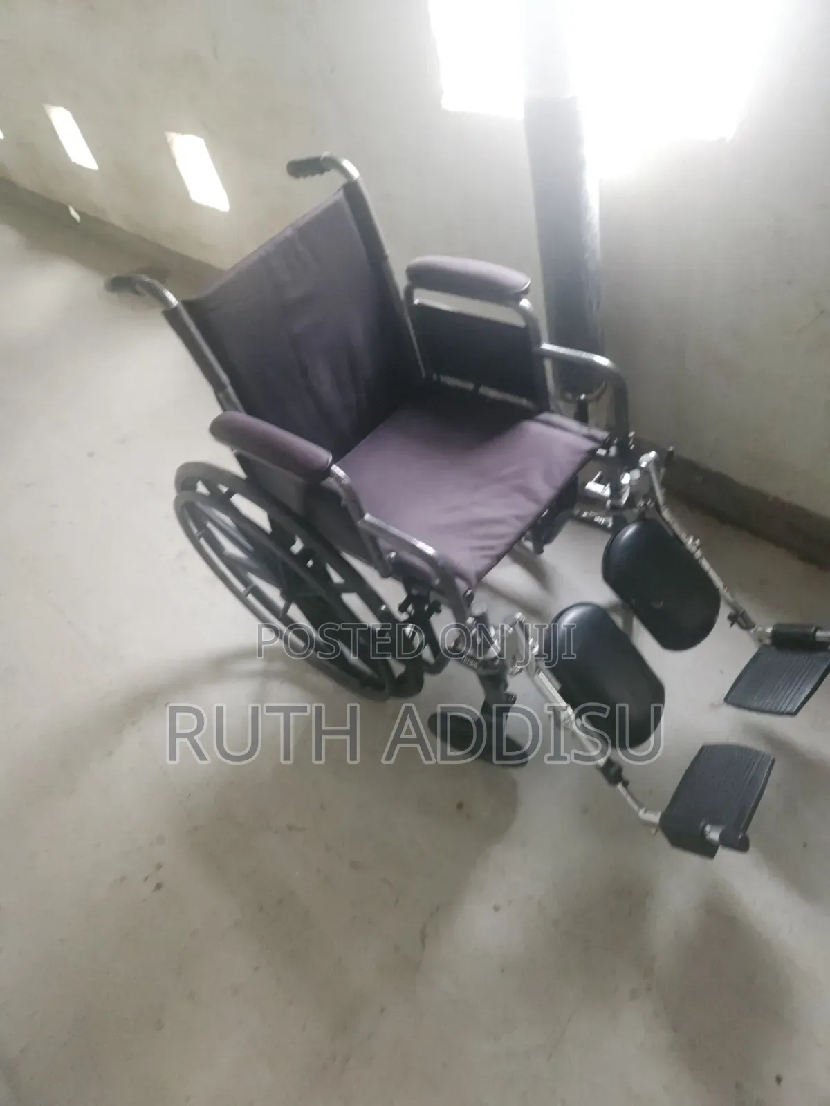 Elevating Powder Coated Wheelchair (WC922-46-1) Medical Wheelchair