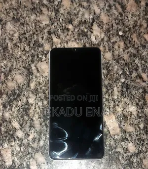 Samsung Galaxy A12 64 GB White