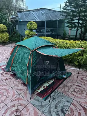 Waterproof Camping Tent (4–6 Person)