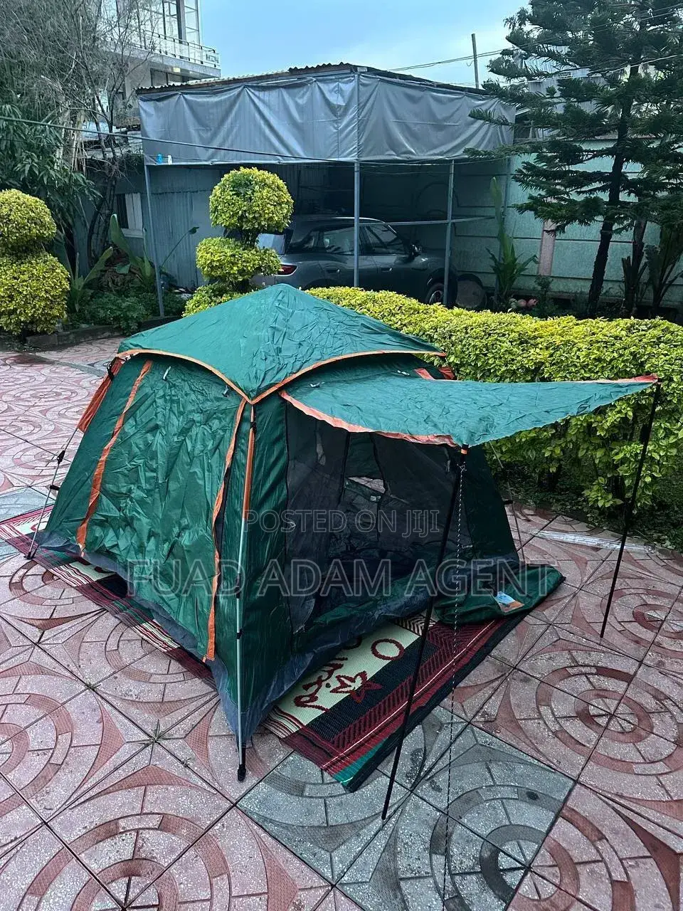 Waterproof Camping Tent (4–6 Person)