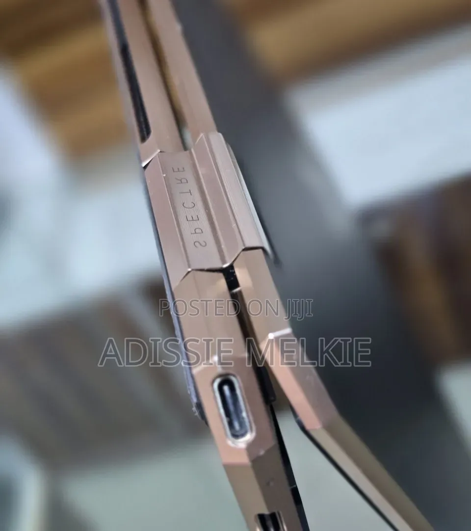 New Laptop HP Spectre X360 16GB Intel Core i7 SSD 512GB