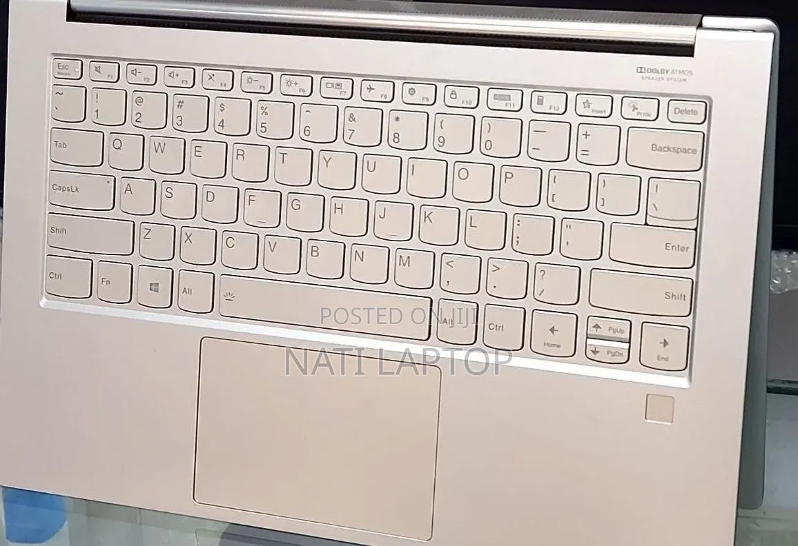 New Laptop Lenovo Yoga 9i 16GB Intel Core i7 SSD 512GB