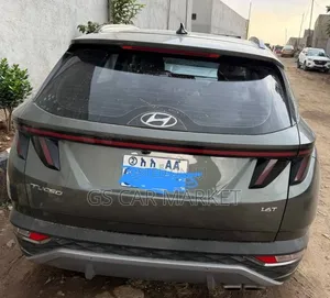Hyundai Tucson SEL 2023 Gray