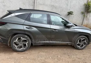 Hyundai Tucson SEL 2023 Gray