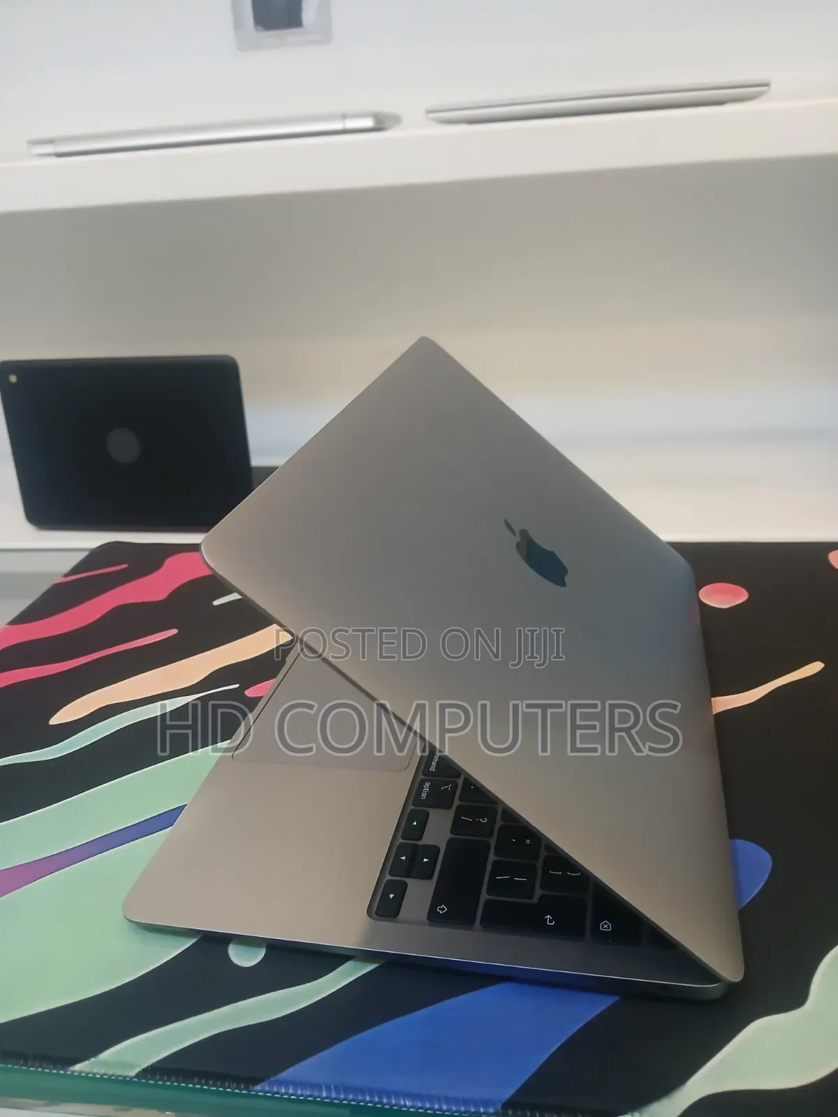 New Laptop Apple MacBook Air 2020 M1 8GB Apple M1 SSD 256GB