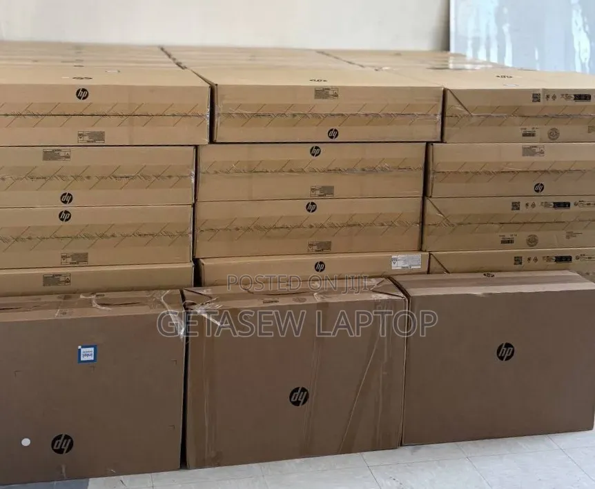 HP All-in-One 27 (White) Processor: Intel CoreTM I7-1355u