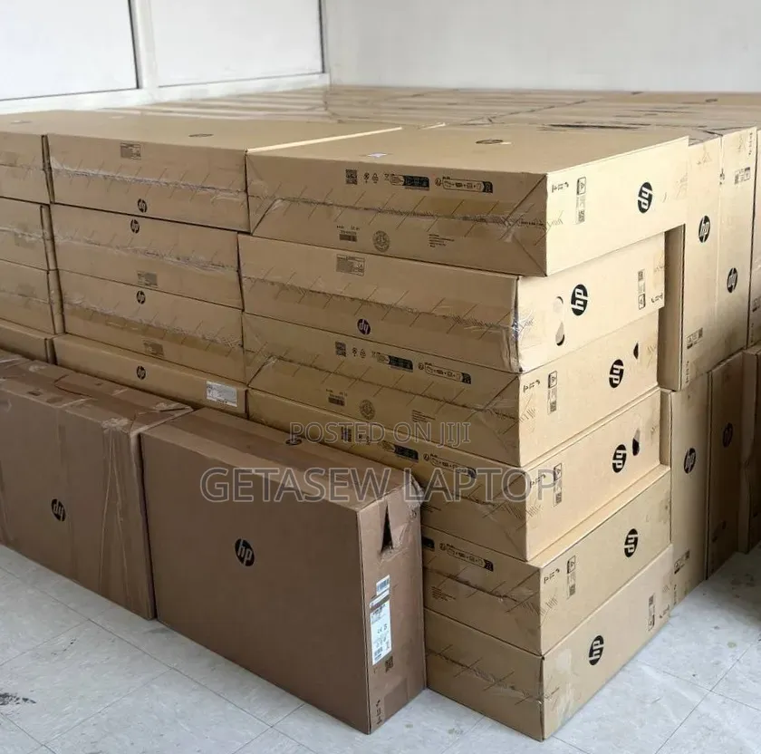 HP All-in-One 27 (White) Processor: Intel CoreTM I7-1355u