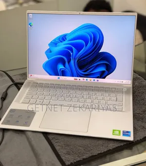 New Laptop Dell Inspiron 14 16GB Intel Core i7 SSD 512GB