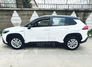 Toyota Corolla Cross Hybrid 2023 White