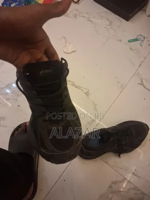 Asics Used Shoe